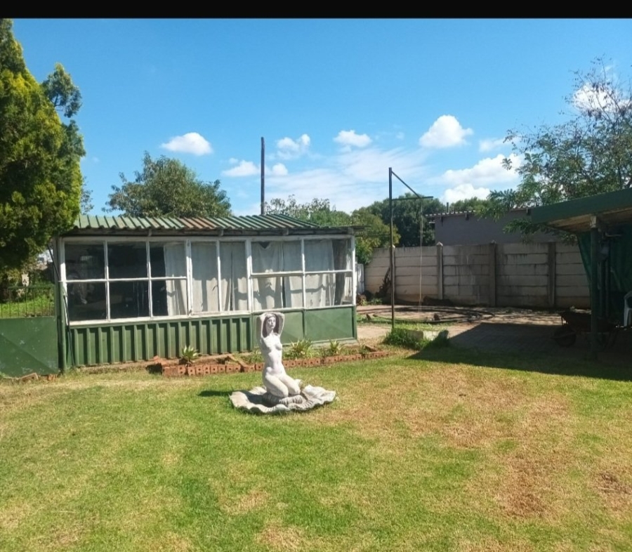 4 Bedroom Property for Sale in Hennenman Free State